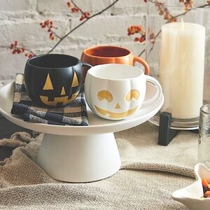 Pottery Barn Jack-O’-Lantern Mug Handpainted Stoneware Pumpkin NEW